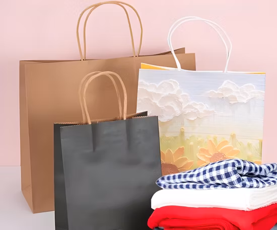 Bolsa de papel de fábrica de China, bolsa de compras Kraft, bolsas de embalaje de cartón personalizadas para embalaje de regalo